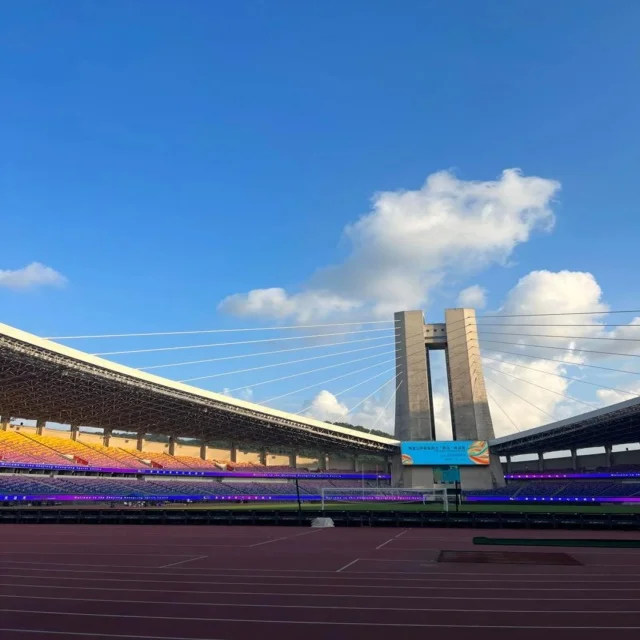 巴塞罗那赛果揭晓:焦点对决与精彩时刻全面解读